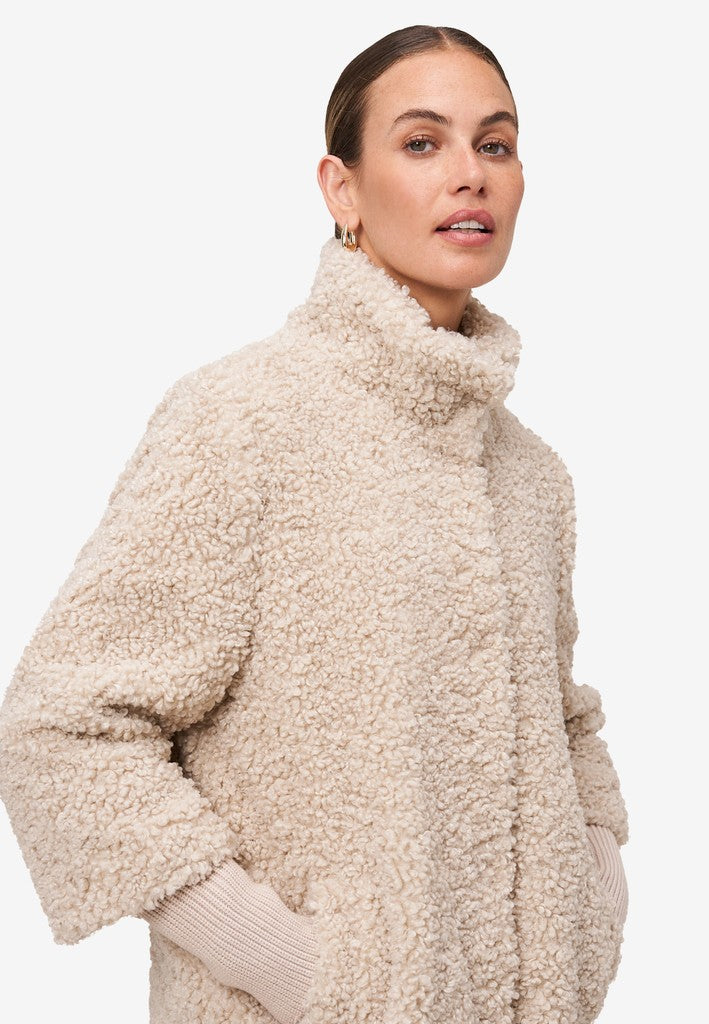 zero Outdoor | color: Beige