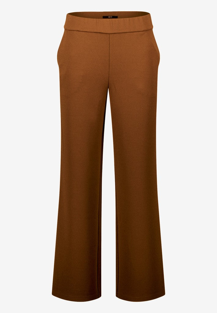 zero Hose | color: Braun
