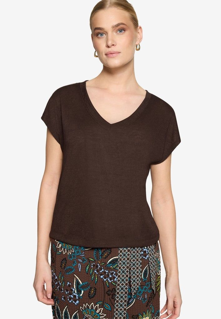 Shirt Kurz ohne Arm | color: Braun
