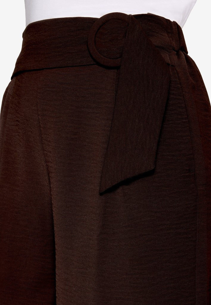 Shorts Casual | color: Braun