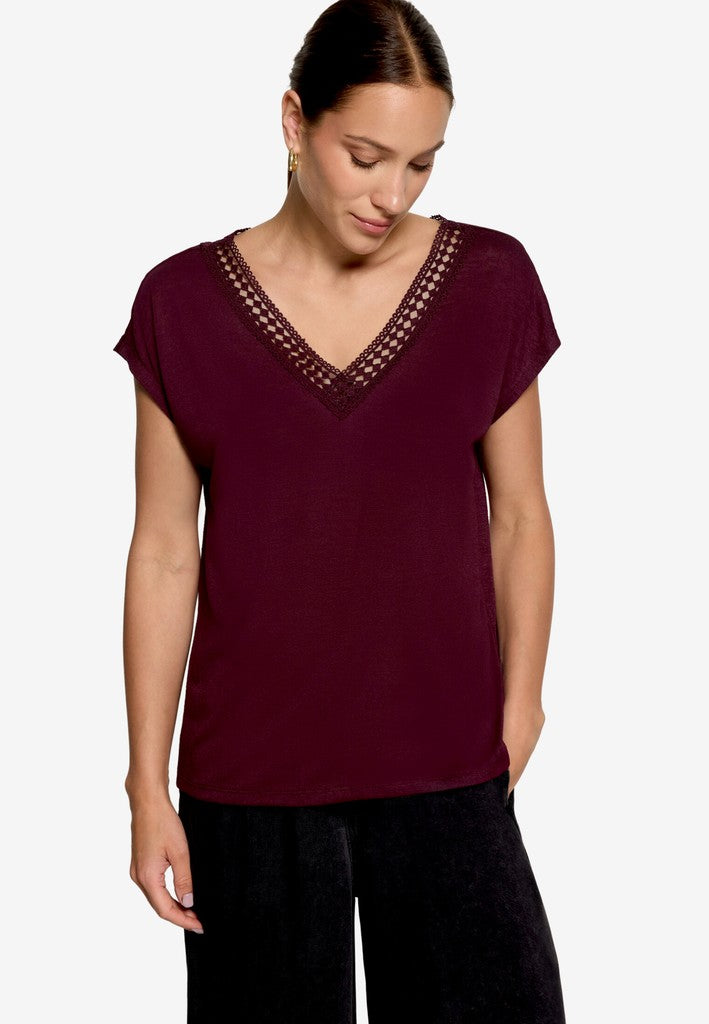Shirt Kurz ohne Arm | color: Rot