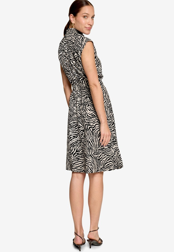 Kleid Kurz ohne Arm | color: Schwarz/Beige