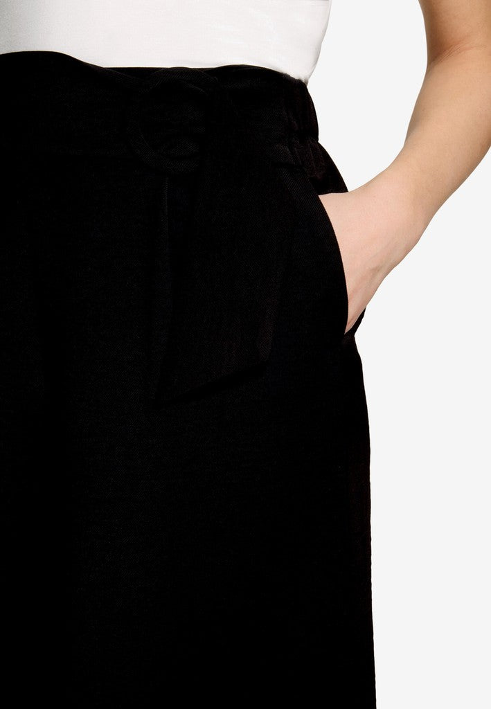 Shorts Casual | color: Schwarz