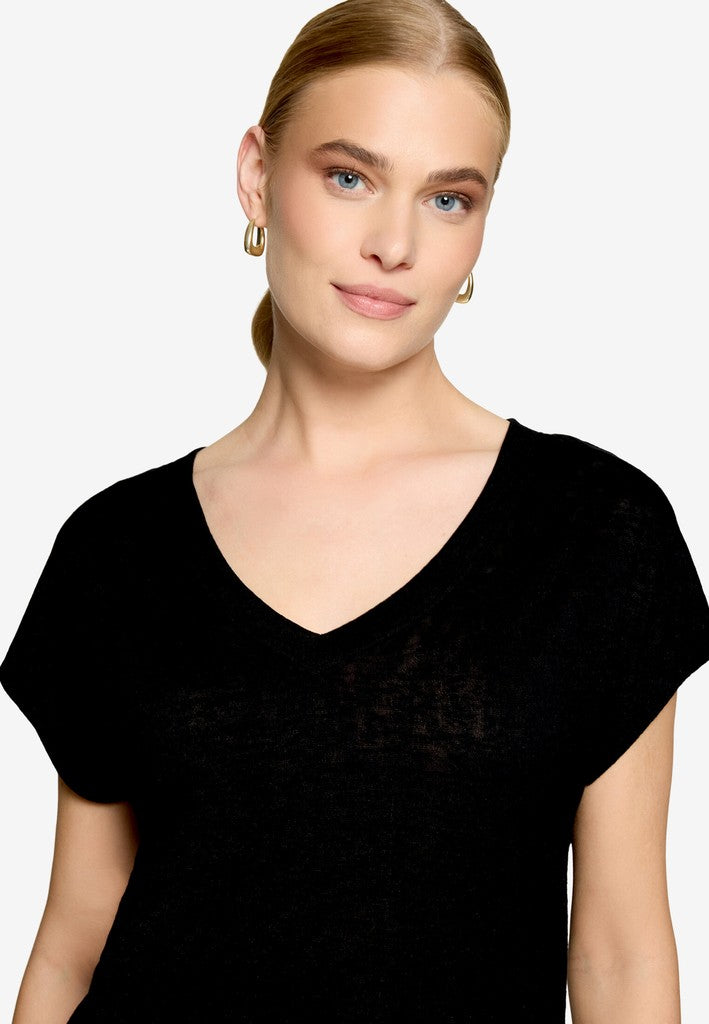 Shirt Kurz ohne Arm | color: Schwarz