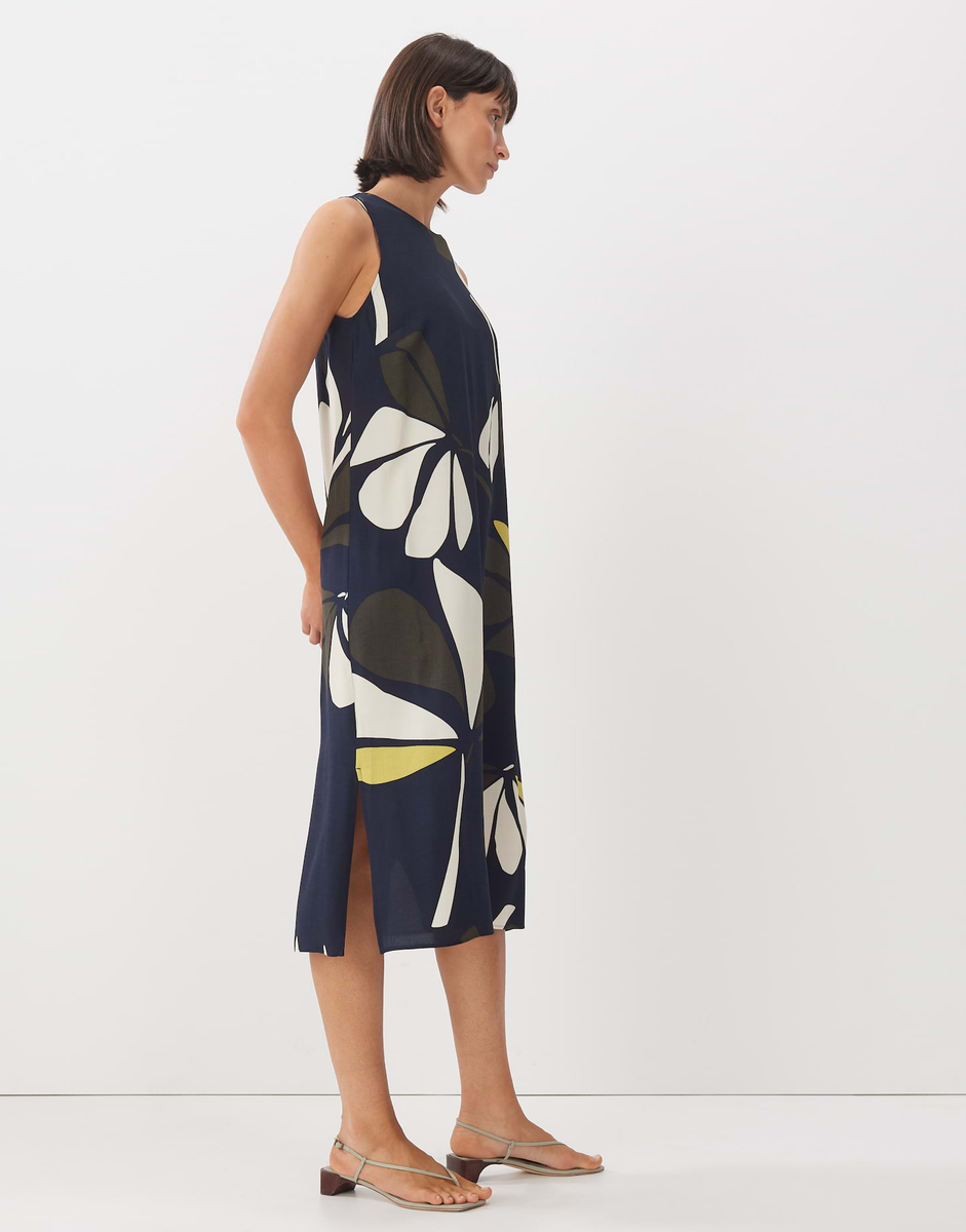 Qariel floral
