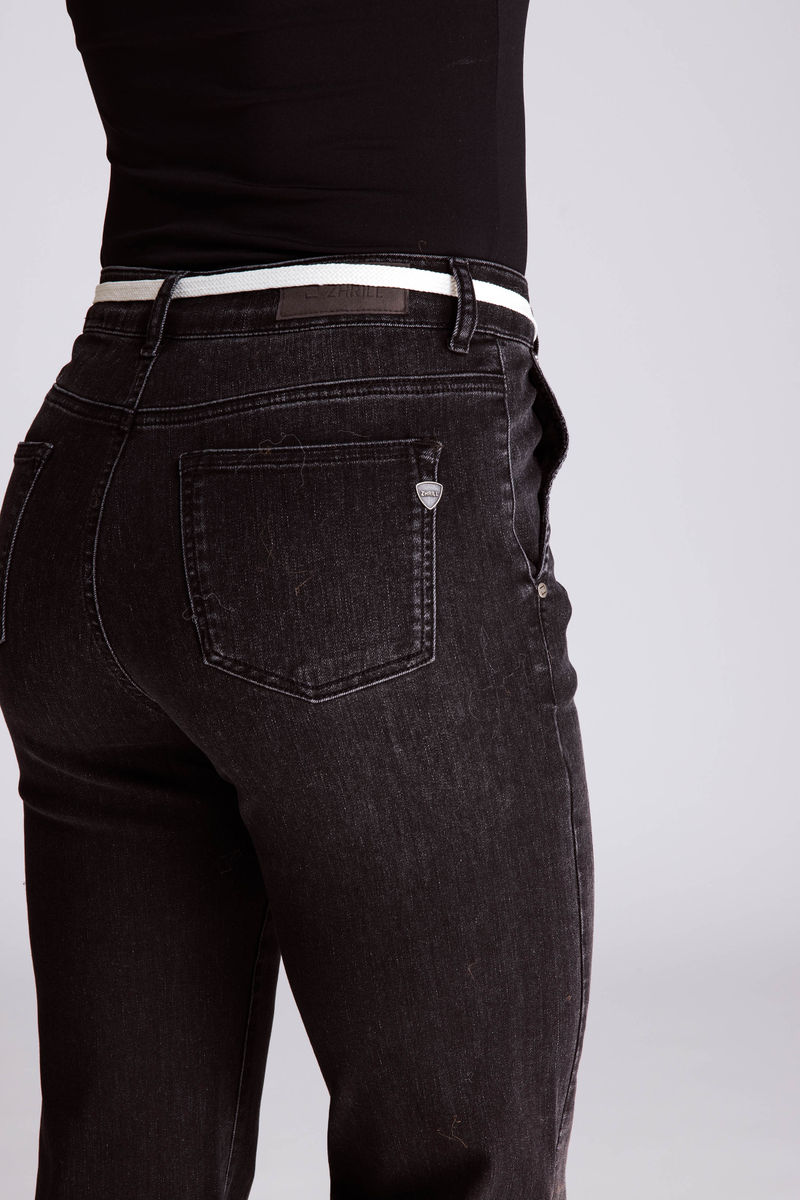 Schwarze Jeans | ZHROA