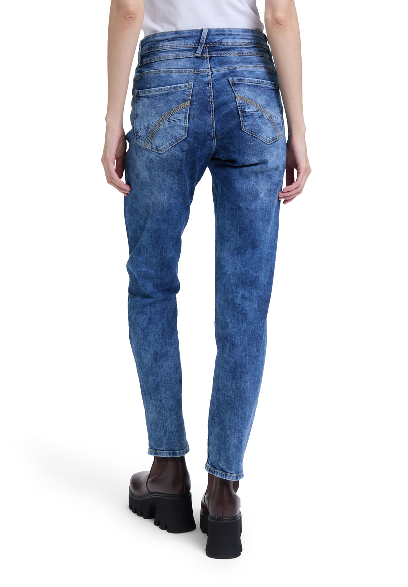Boyfriend-Hose in Ozeanblau | Cartoon