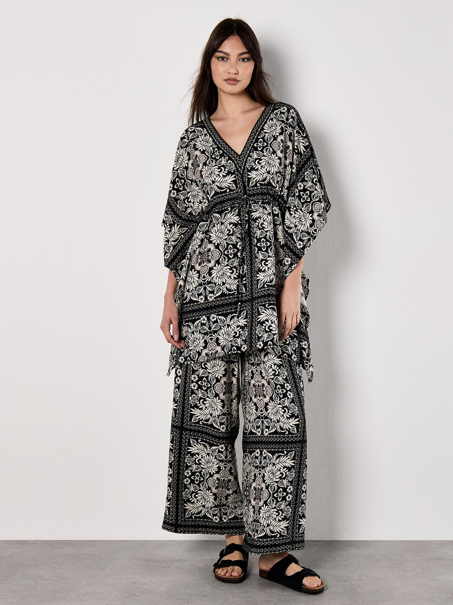 Kimono-Hose | Scarf Print Flare