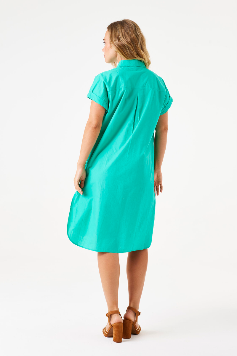 Grünes Blusenkleid