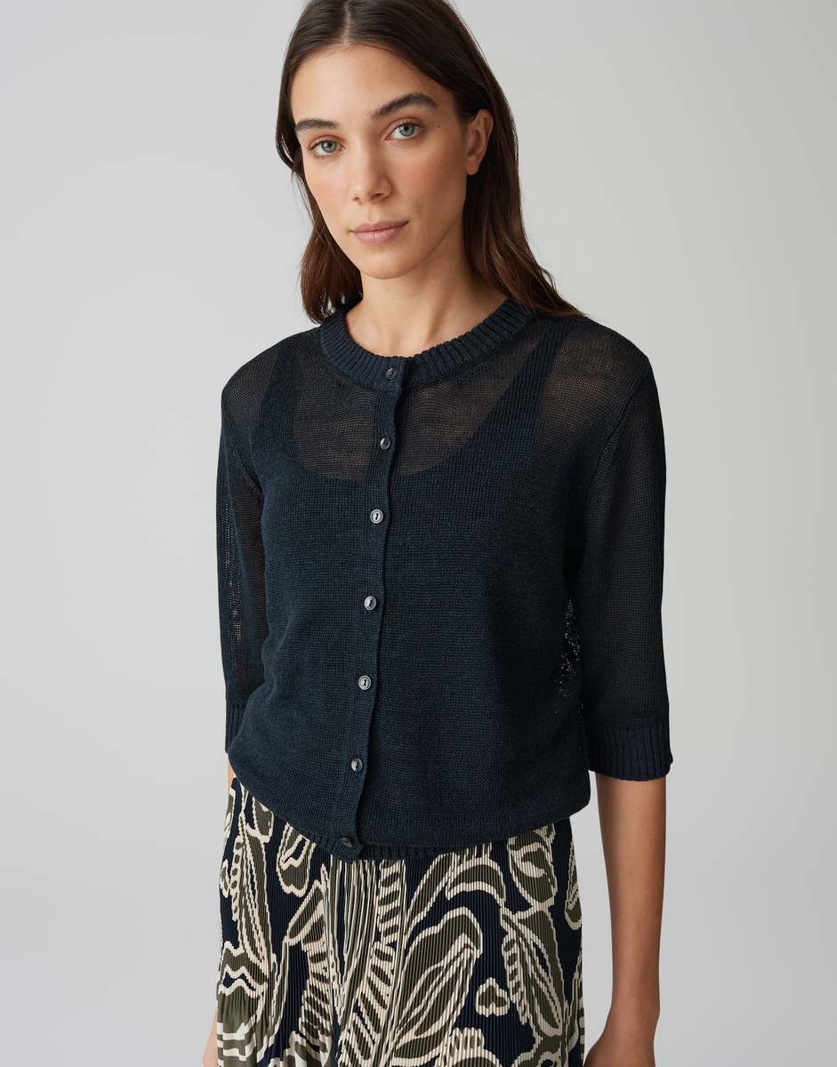 Datina Slim Cardigan aus softem Feinstrick