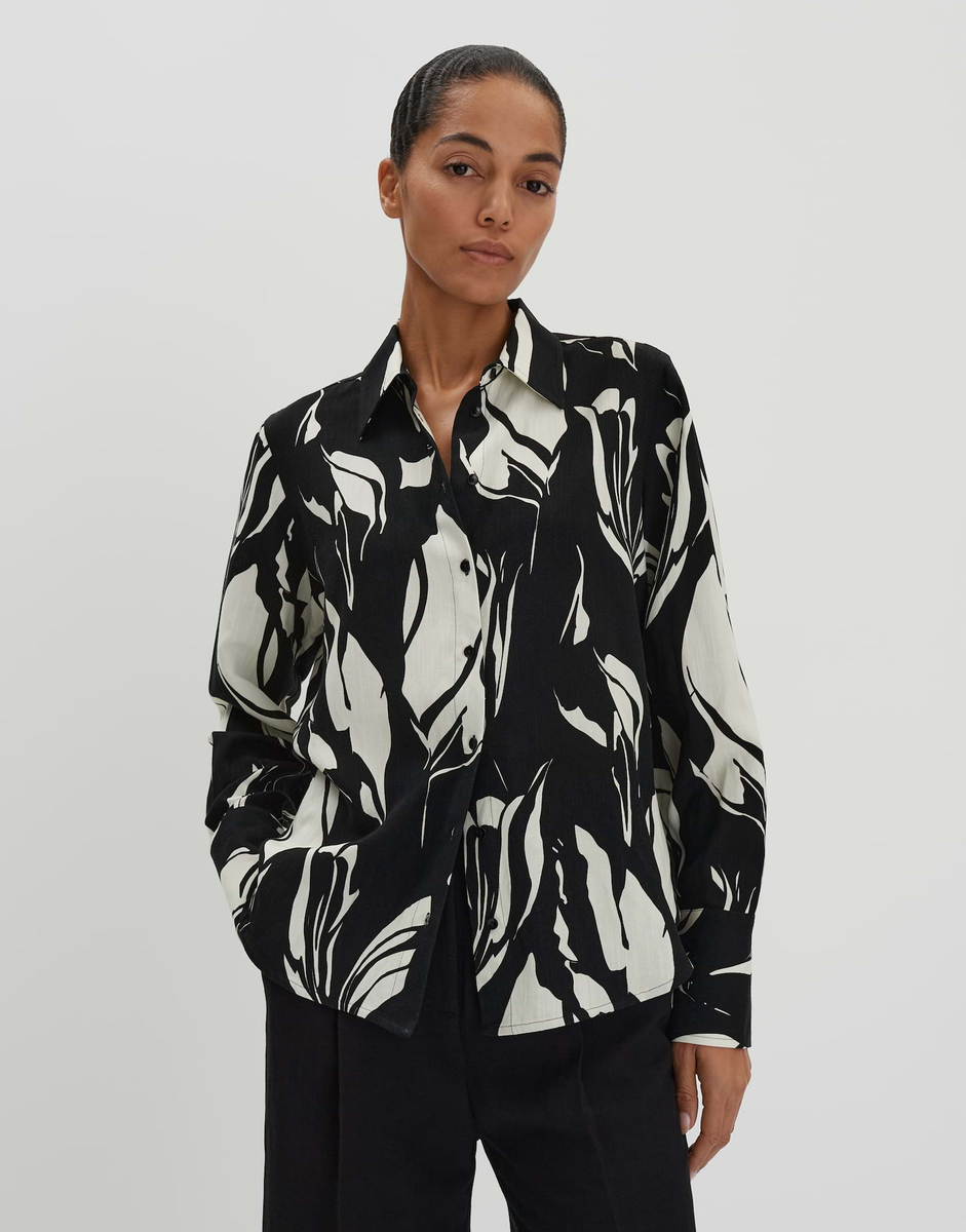 Zerlian floral Leinenbluse im floralen Design