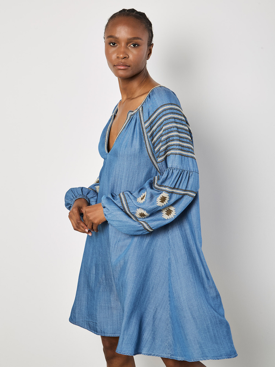 Jeans-Minikleid bestickt | Apricot