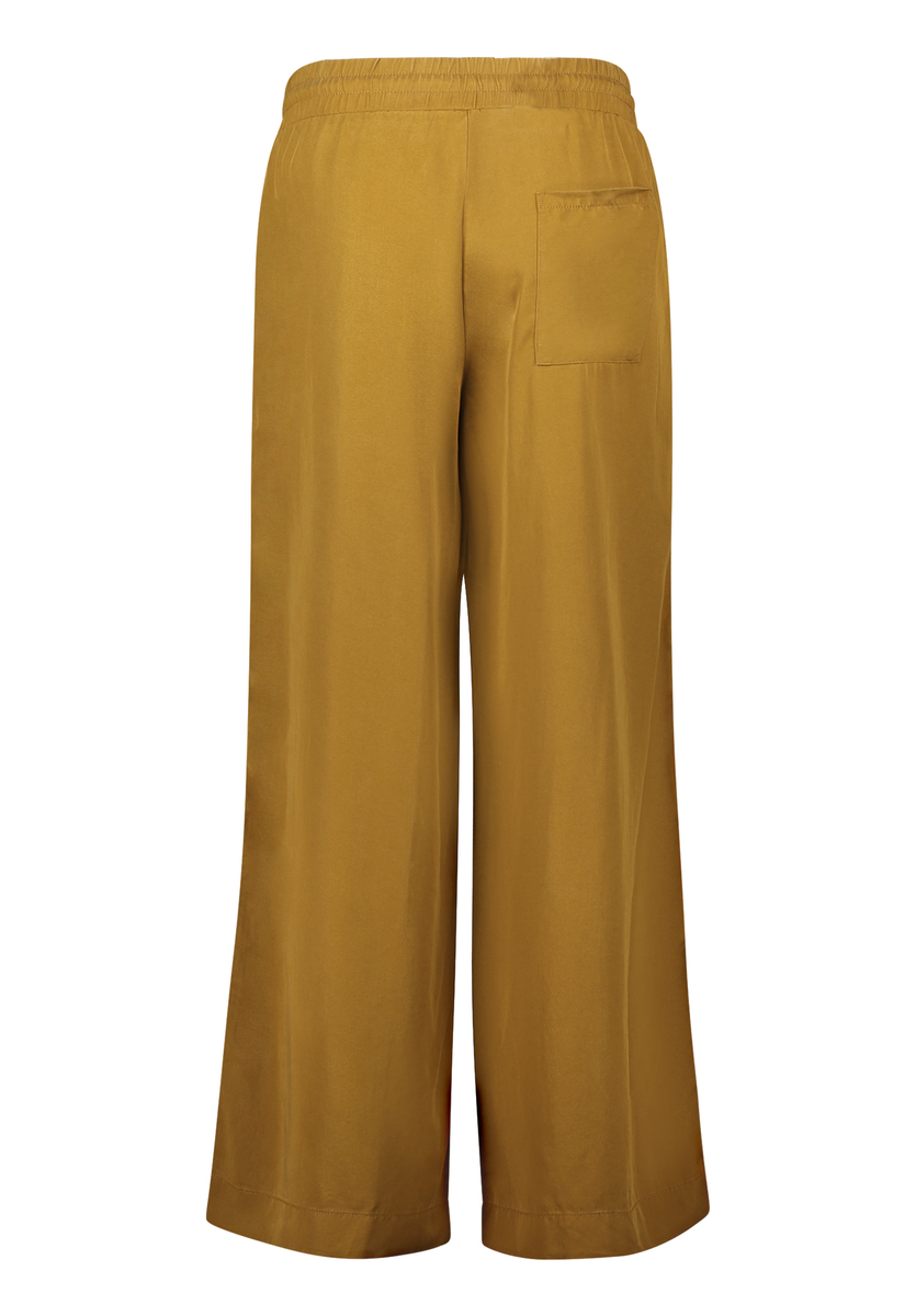 Palazzo-Hose