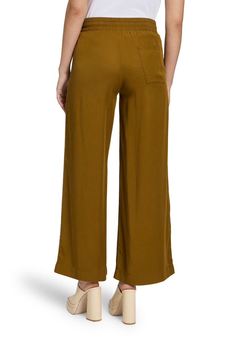 Palazzo-Hose