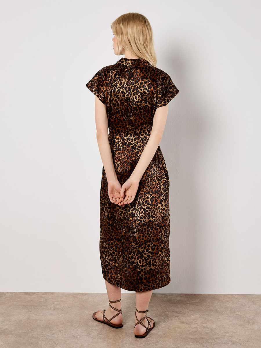 Midikleid  