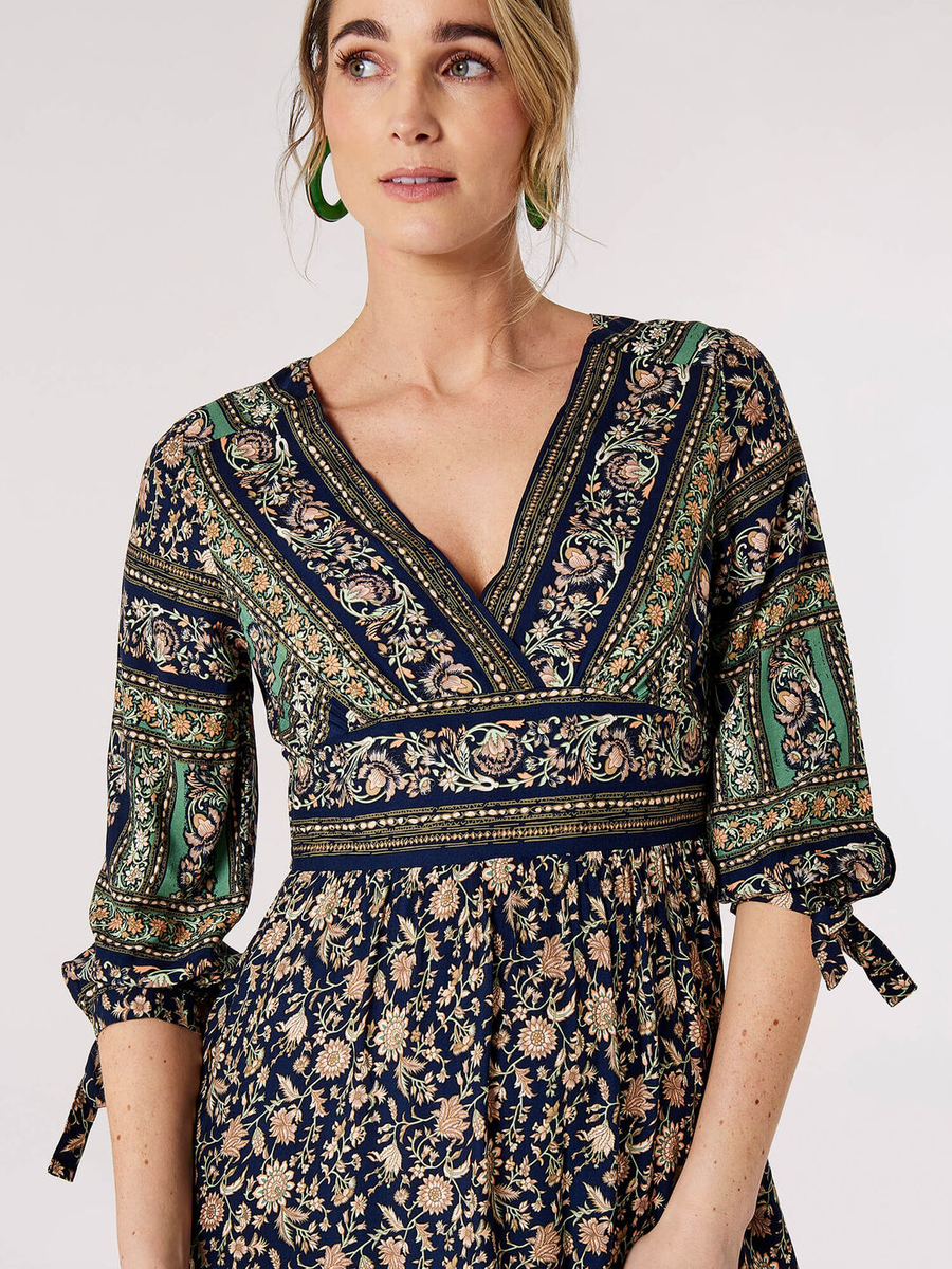 Maxikleid "Sarasa" mit Blumenmuster | Apricot
