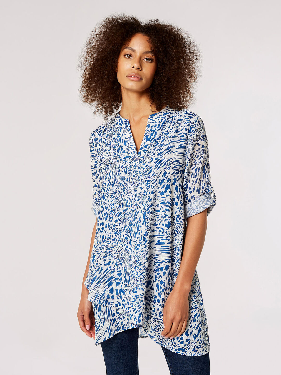 Kurzarmbluse Animal-Print | 
                Apricot