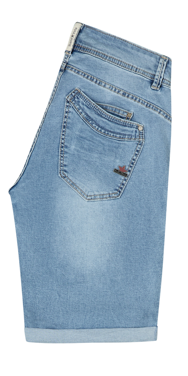 Short - in tollem blau