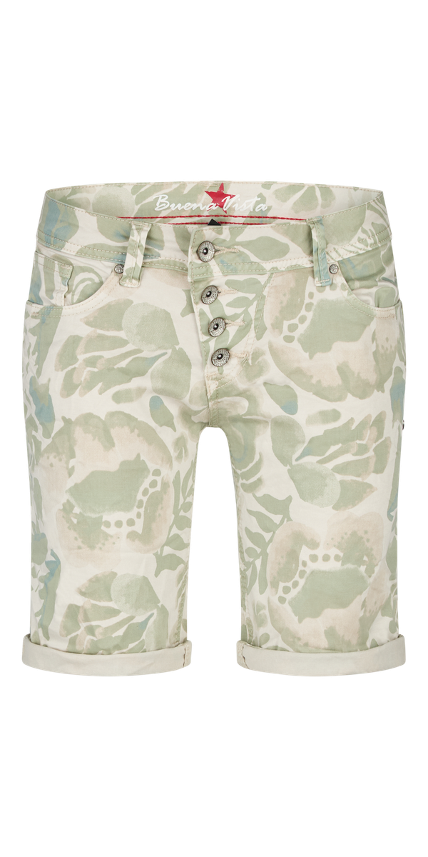 Short in soften Grün-und Naturtönen