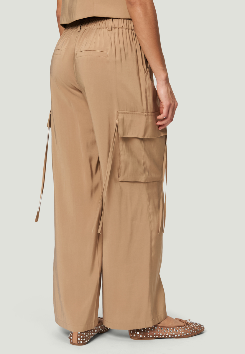 Cargohose in warmen Braunton