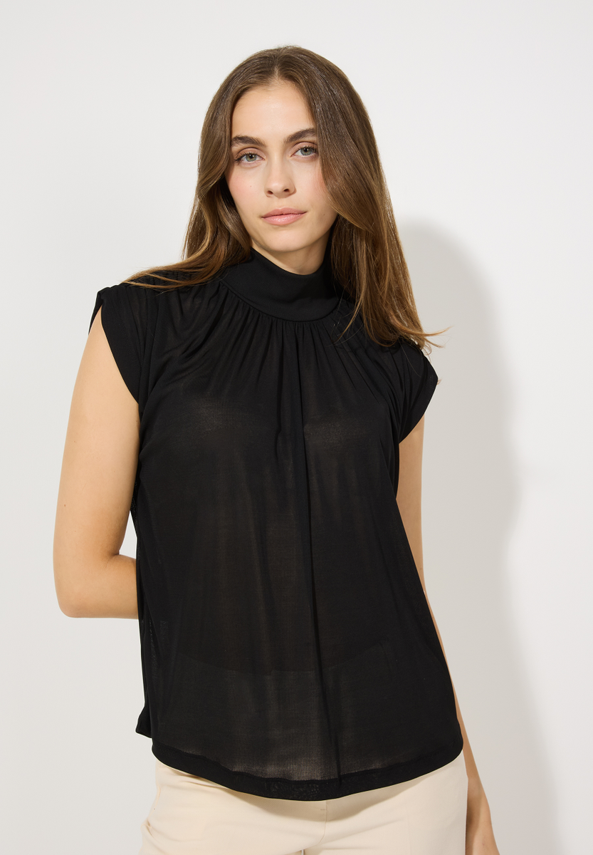 Feminines Shirt mit Faltendetails | More&More