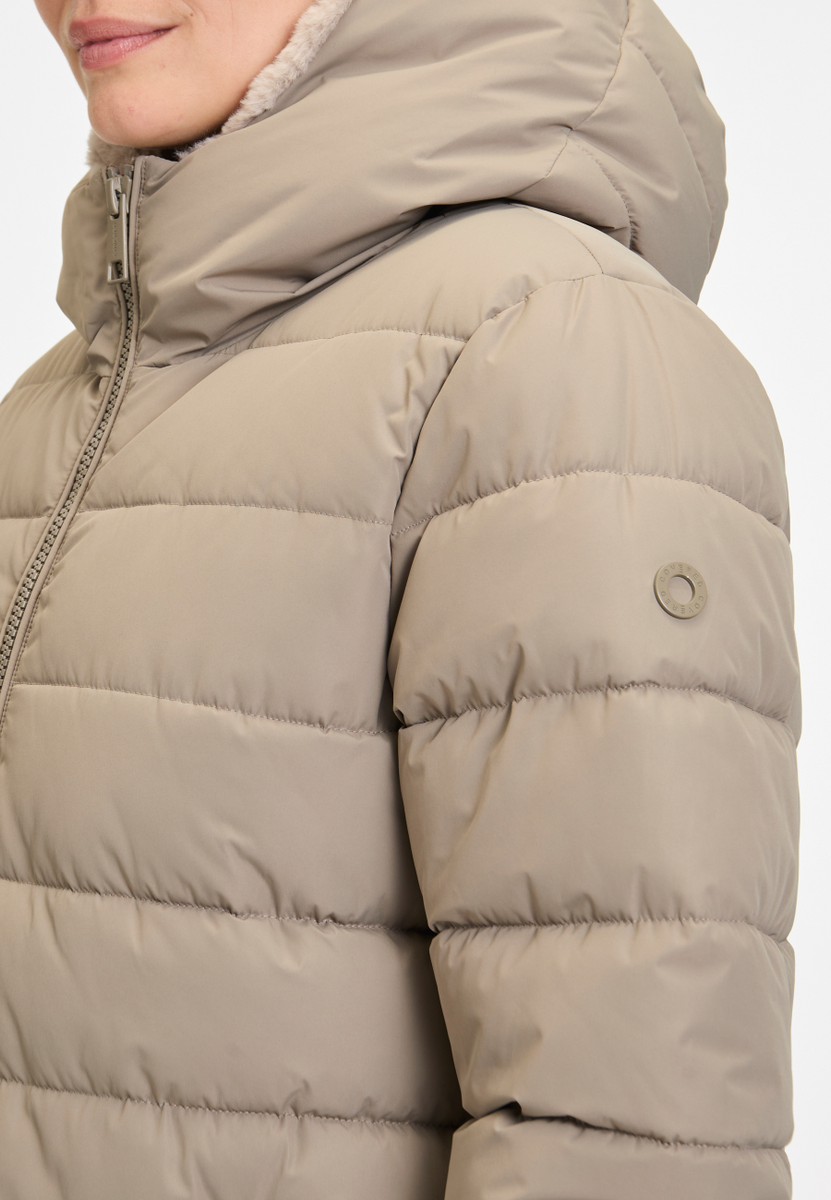 Hellbrauner  Wintermantel "Amy P18-1110" | 
                Covered