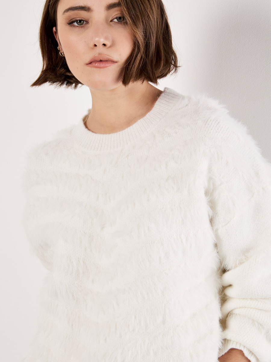 Flauschiger Streifenpullover | Apricot