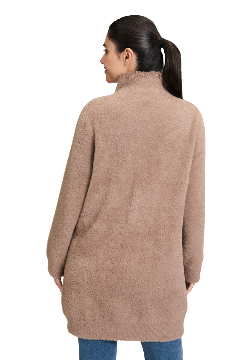 Winter-Strickjacke mit Knopfleiste | Amber & June