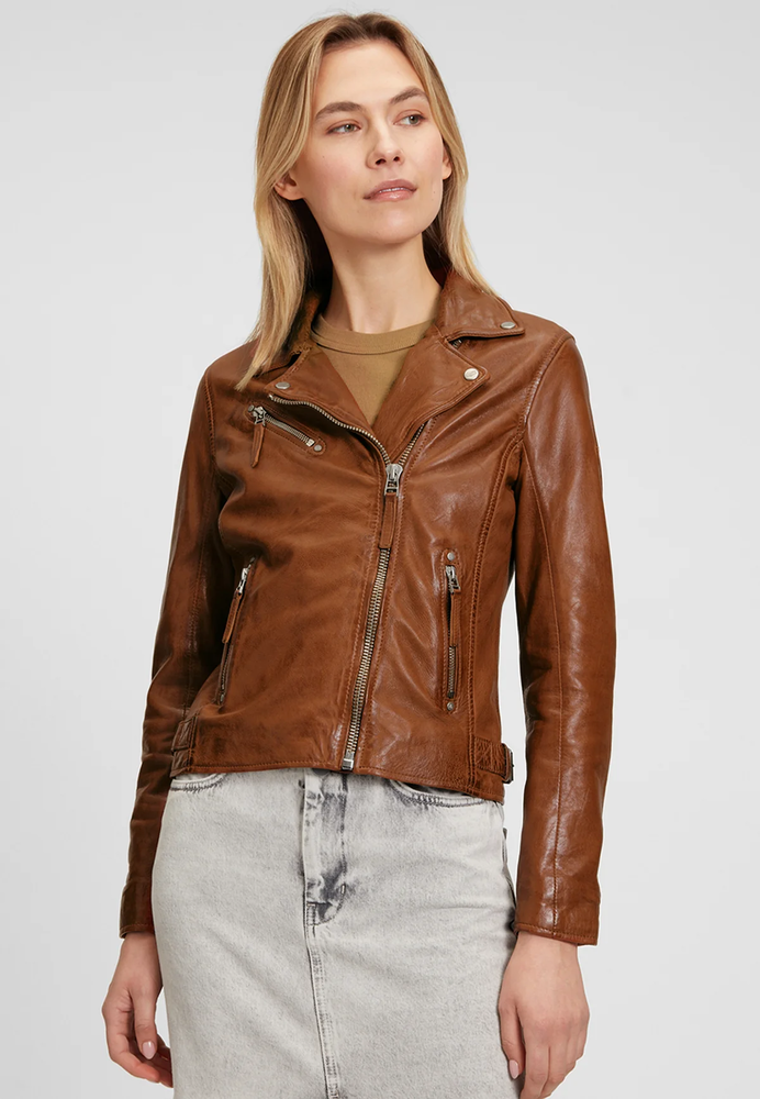 Lederjacke mit asymmetrischem Reißverschluss
                        