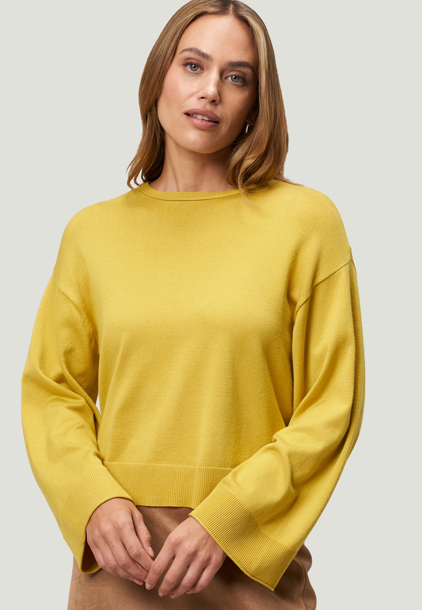 Pullover
mit Trompetenärmeln | Zero