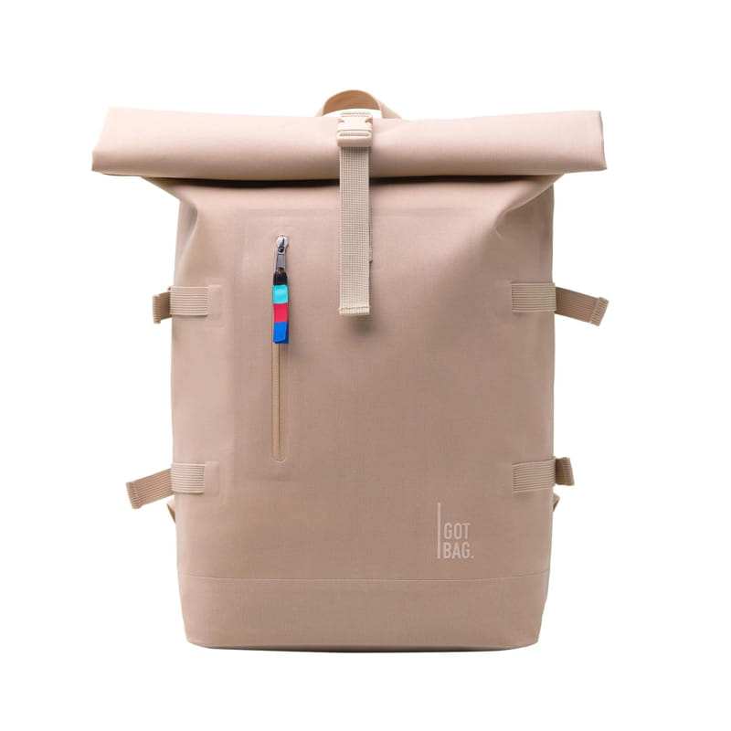 GOT BAG Rolltop Rucksack aus recyceltem Meeresplastik in der Farbe sand